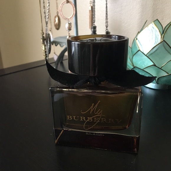 My Burberry Black Perfume - Picture 1 of 3